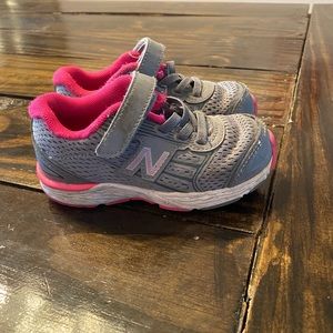 New balance toddler 8 sneakers